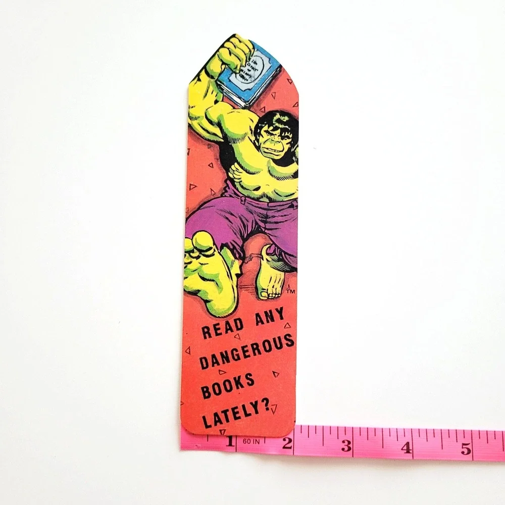 Vintage 80s Incredible Hulk Bookmark, paperboard 1986 Marvel Comics Group 2-1073